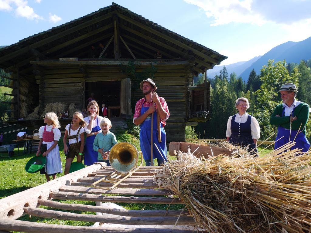 Bauernhof Im Wiesengrund Maria Luggau Bagian luar foto